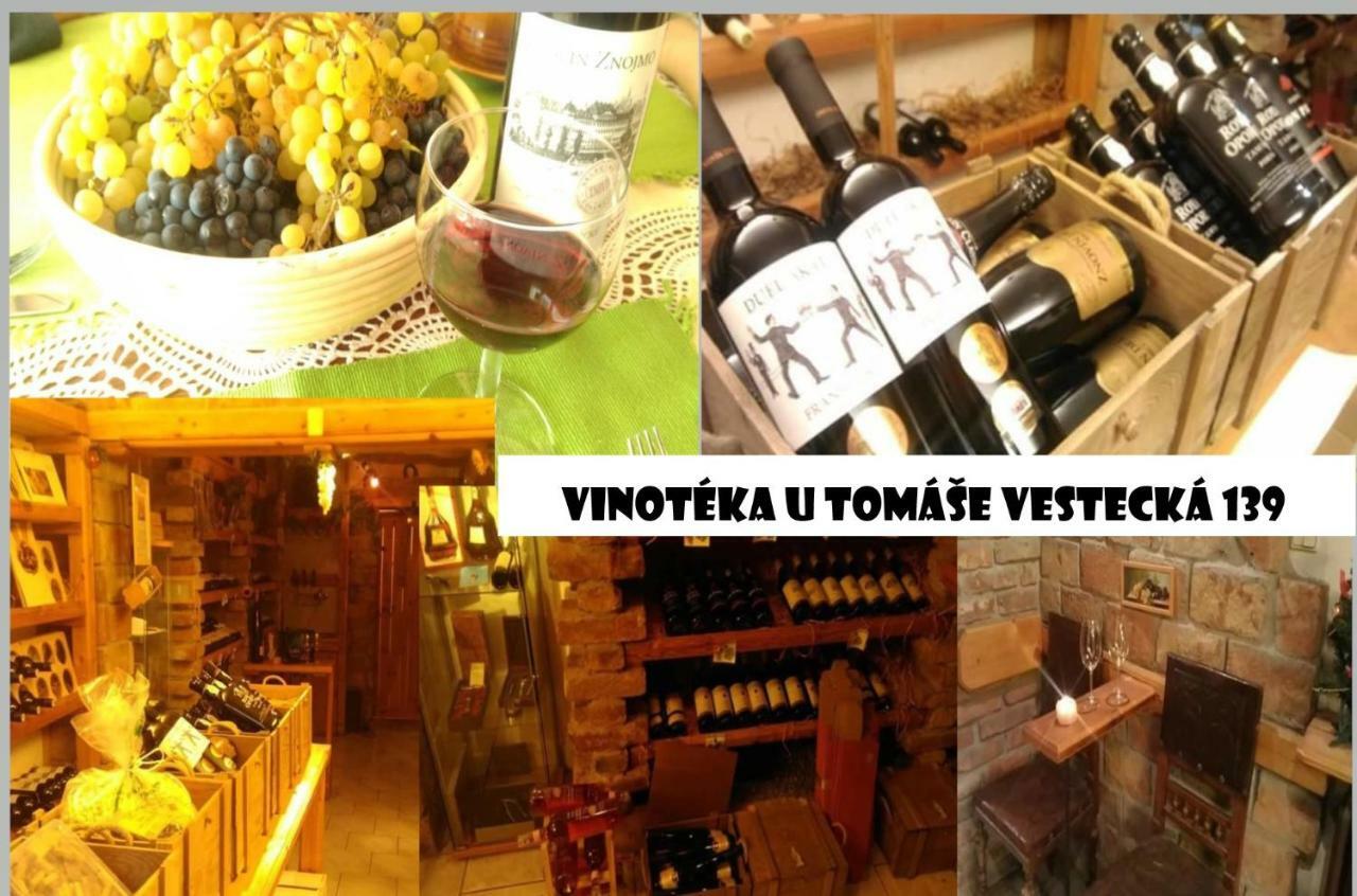 Suita U Toma Vestec  Extérieur photo